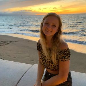 Hollister Crop Top. Size XS.